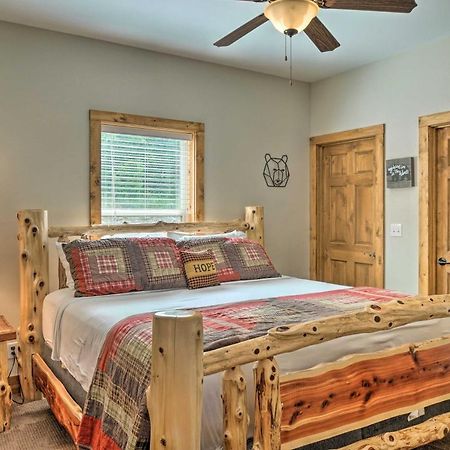 Branson West Cabin With Pool Access And Golfing Buitenkant foto