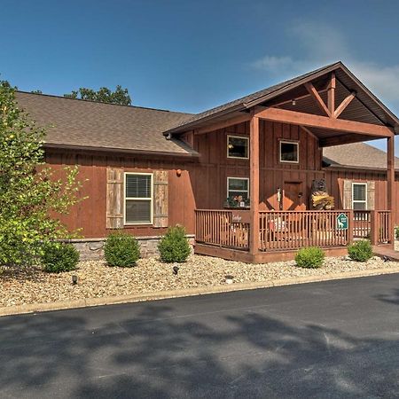 Branson West Cabin With Pool Access And Golfing Buitenkant foto
