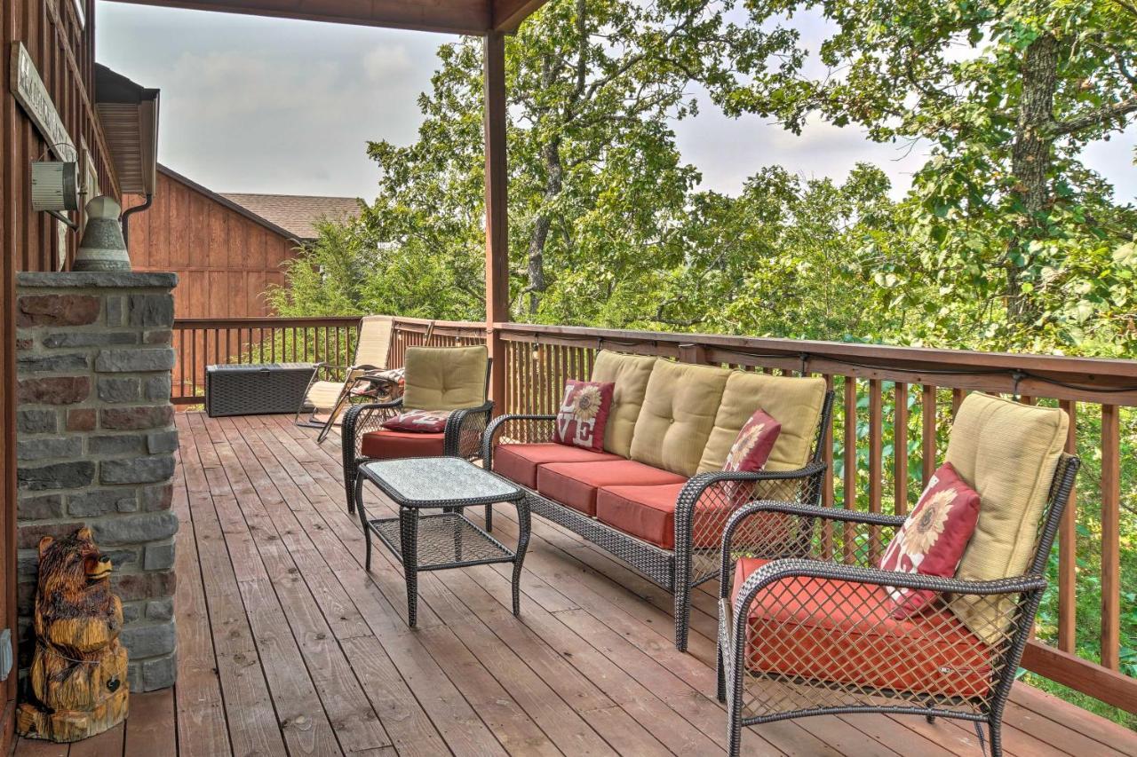 Branson West Cabin With Pool Access And Golfing Buitenkant foto